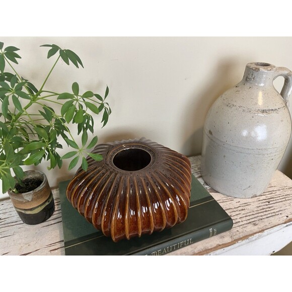 Vintage Brown Fluted Hexagon Ribbed Shaped Glazed Unique Retro Vase Planter - Picture 6 of 9